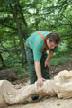 Click to see it big Ich mit Kettensäge, Impression aus dem Wald